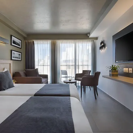 Azur By St Hotel 3*