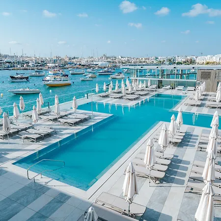 Azur By St 3* Gżira
