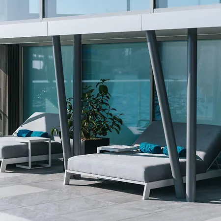 Azur By St 酒店