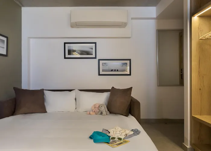 Azur By St Hotel Gzira