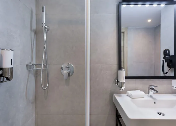 Azur By St Hotel Gzira